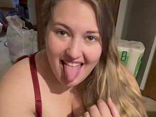 Vợ nóng bỏng BBW Blowjob Acquisition bargain kiêm !! với một nụ cười