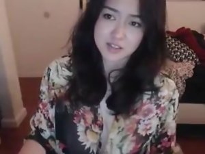 Curvy asiatique Gros Seins naturels