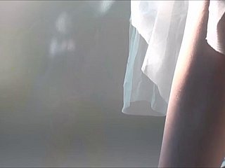 Ryo Shihono, una bellissima ragazza asiatica, mostra il suo fantastico corpo perfetto