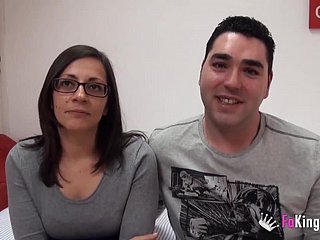 Eles se conheceram na Internet. Hoje eles foder para nós