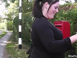 Er nimmt Pralle für Sex