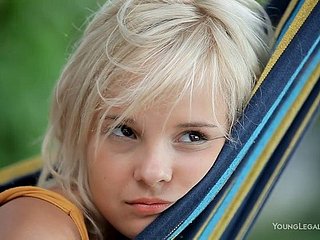 モンローは彼女の甘いセルフマスターベーション